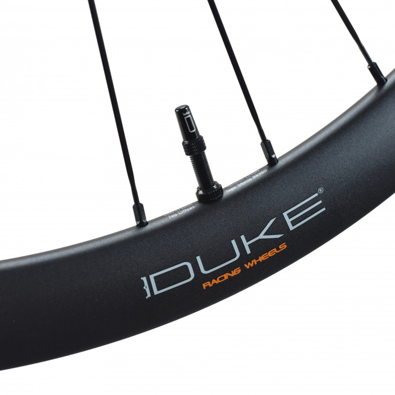 Wheel S Duke Road Runner Disc Industry Nine Solix Cl