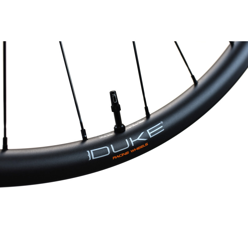 Wheel S Duke World Runner Disc Dt Swiss Cl